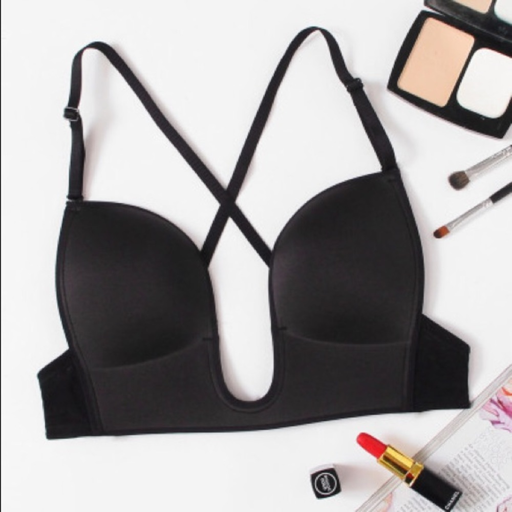 Low-cut bra